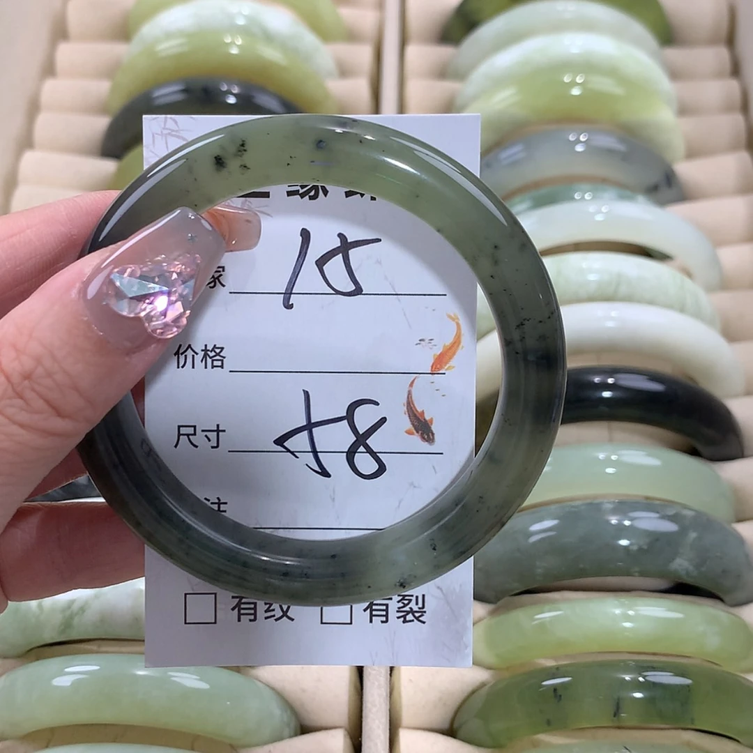【闪购商品】未镶嵌蛇纹石玉手镯