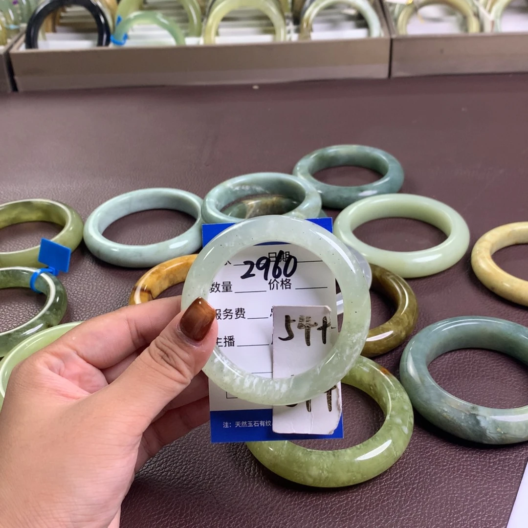 未镶嵌蛇纹石玉手镯2960
