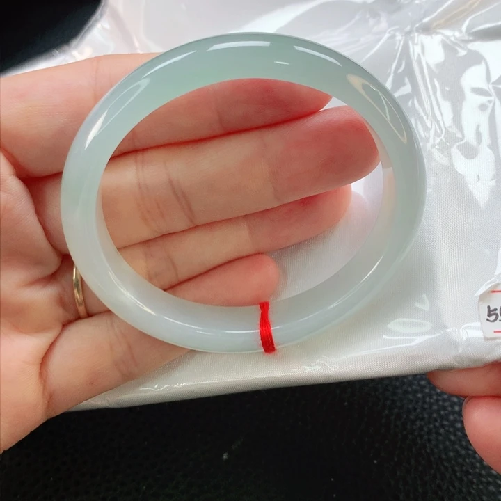 翡翠手镯未镶嵌星**染55贵妃
