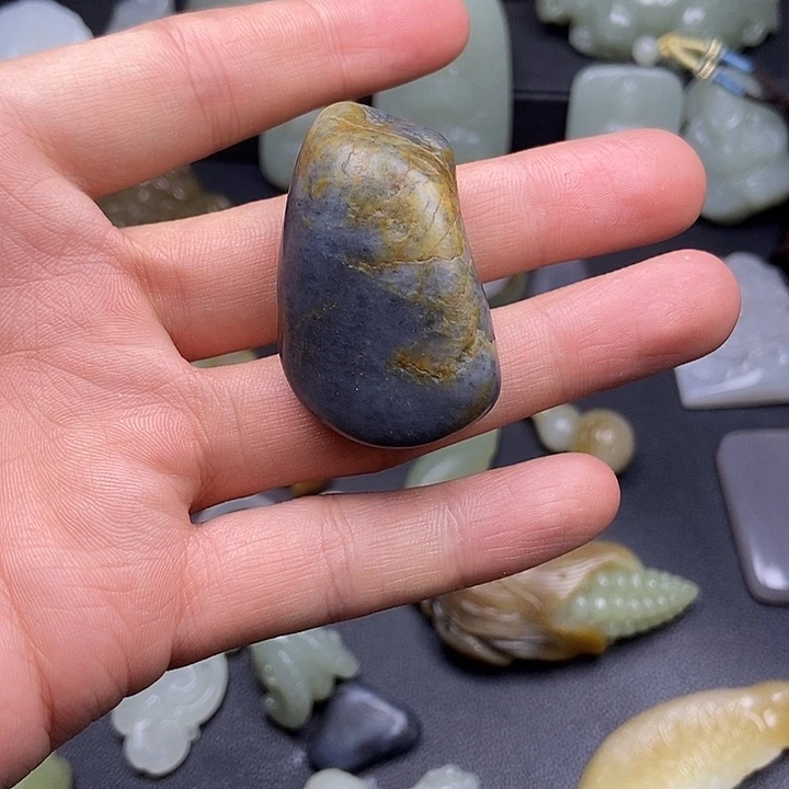 未镶嵌和田玉挂件