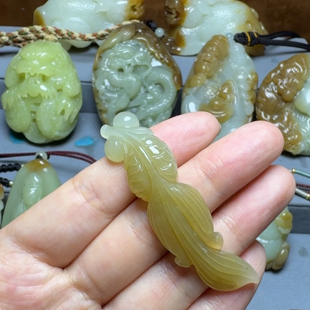 颈饰未镶嵌和田玉