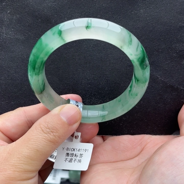 石英质玉未镶嵌手镯56/57