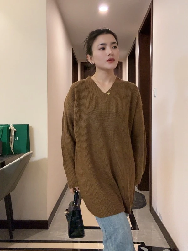 「ZJ」V领套头线条毛衣