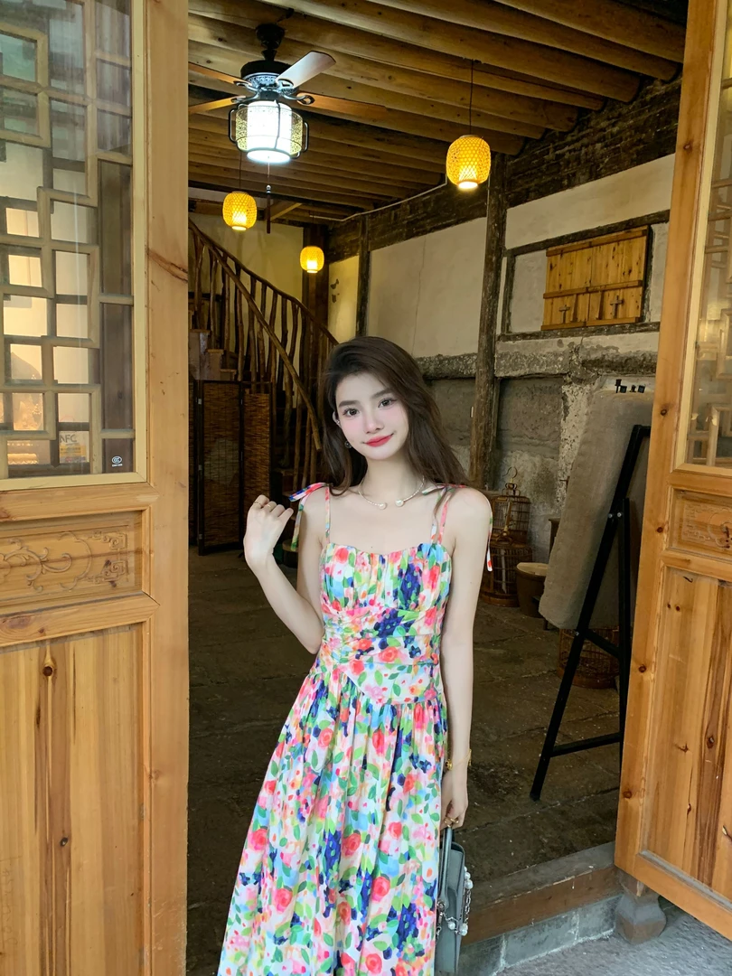 依漾自制-【夏日幻想】春夏新款显瘦收腰气质甜美连衣裙-34175K