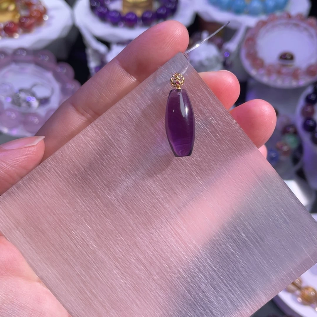 18K金镶嵌颈饰紫晶