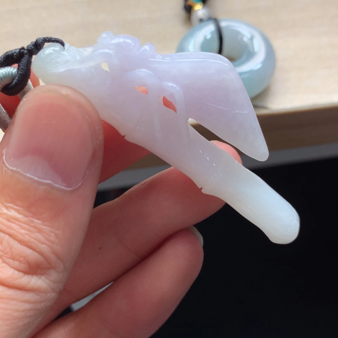 颈饰未镶嵌翡翠吊坠