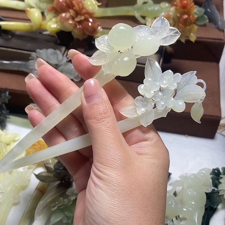 蛇纹石玉未镶嵌发饰