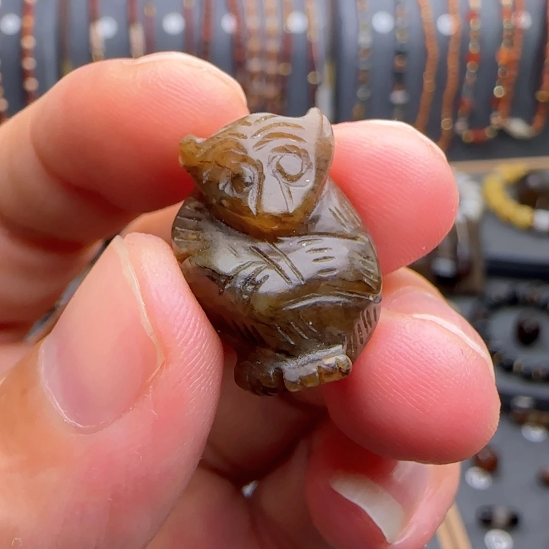 颈饰未镶嵌和田玉（糖玉）