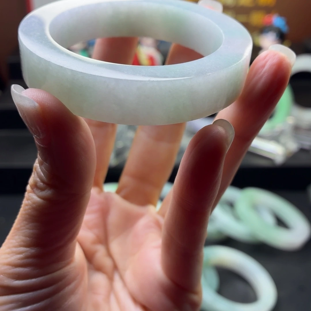 珍***熙未镶嵌多样性定制翡翠