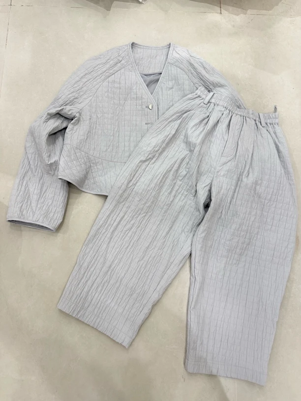 欧货2025春季复古小香风肌理感上衣休闲裤套装女名媛气质两件套