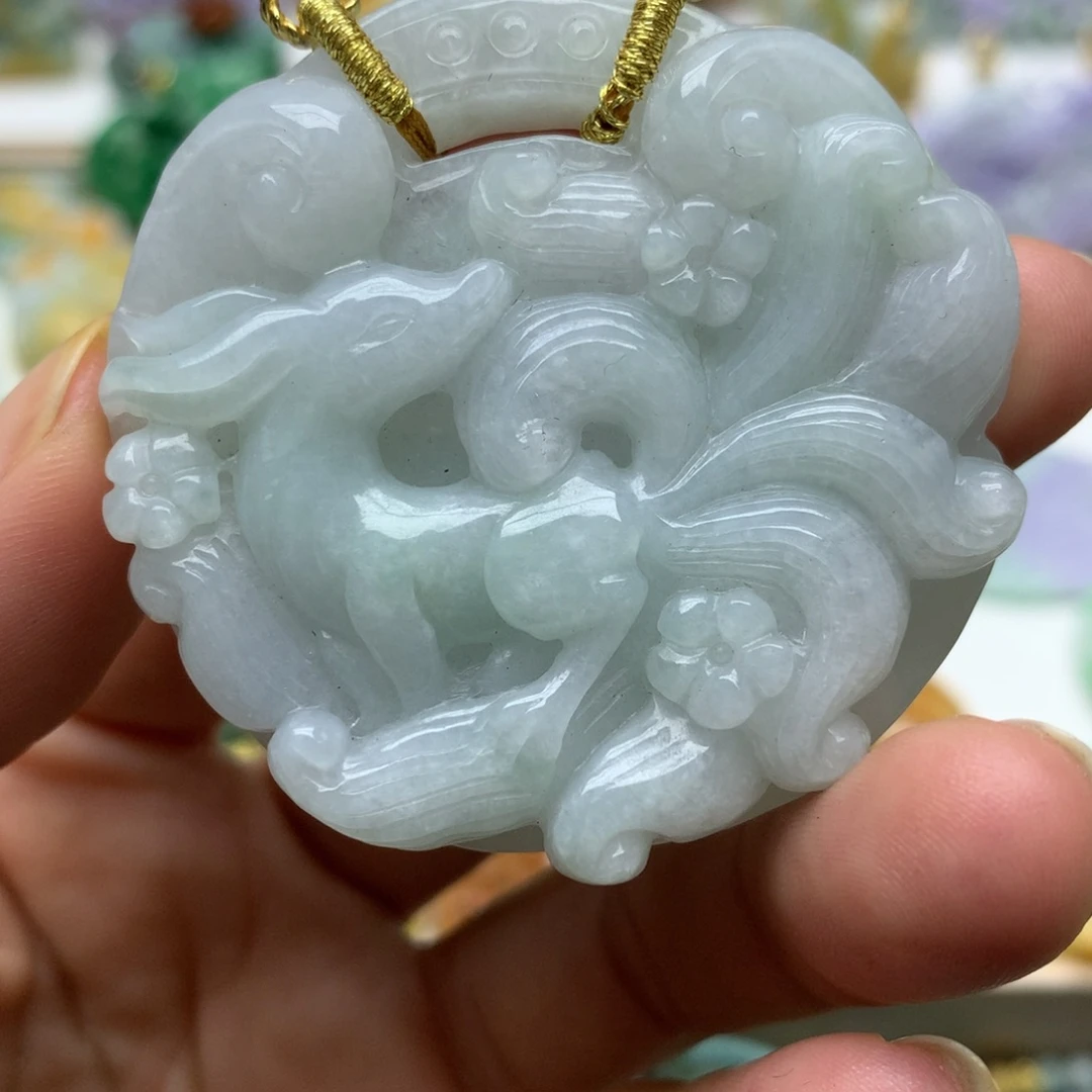 翡翠颈饰未镶嵌翡翠