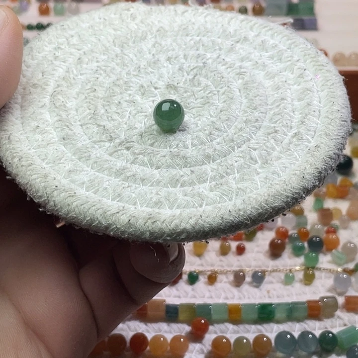 翡翠散珠未镶嵌定制翡翠卡9.5