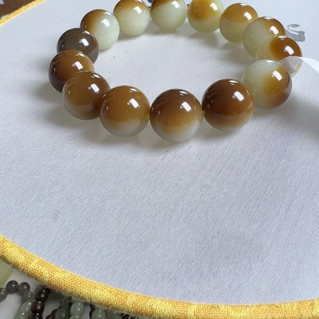 和田玉（糖玉）手链未镶嵌洋****）