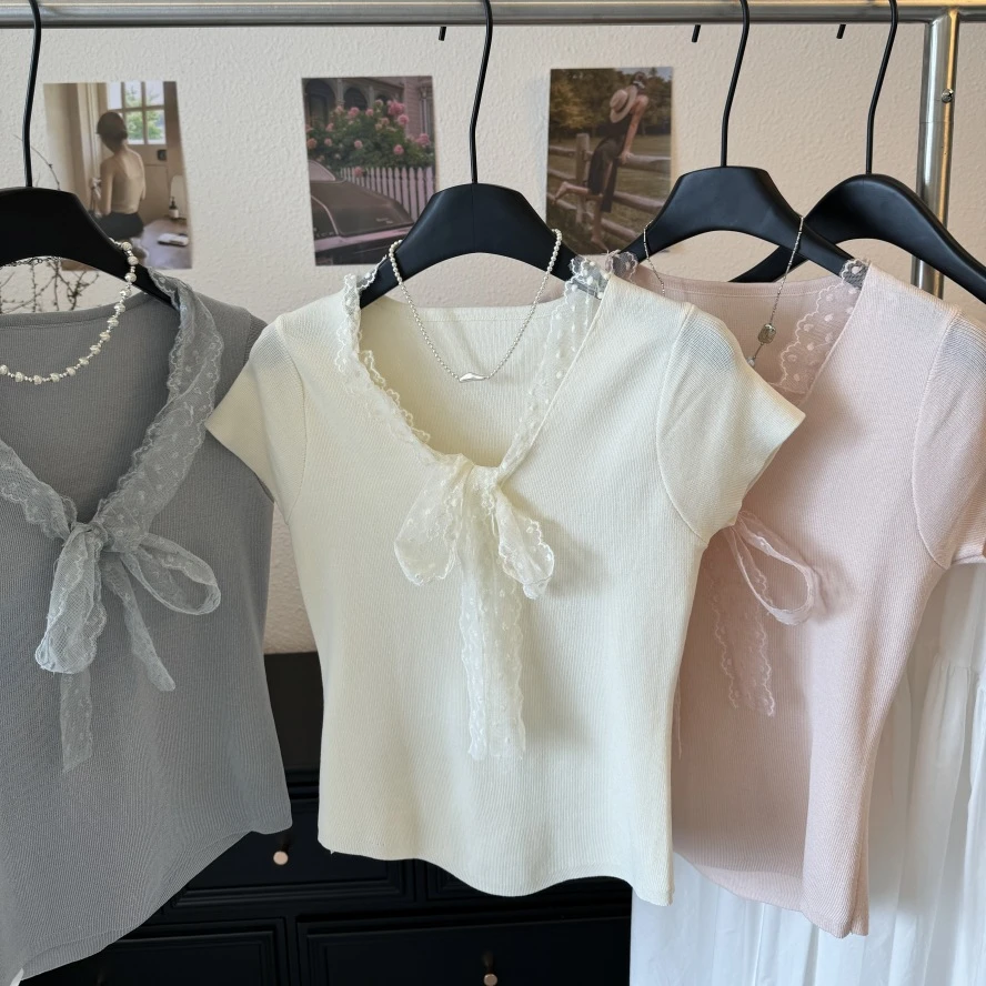 博主女装纯欲v领蕾丝绑带设计小衫洋气修身气质针织衫小个子
