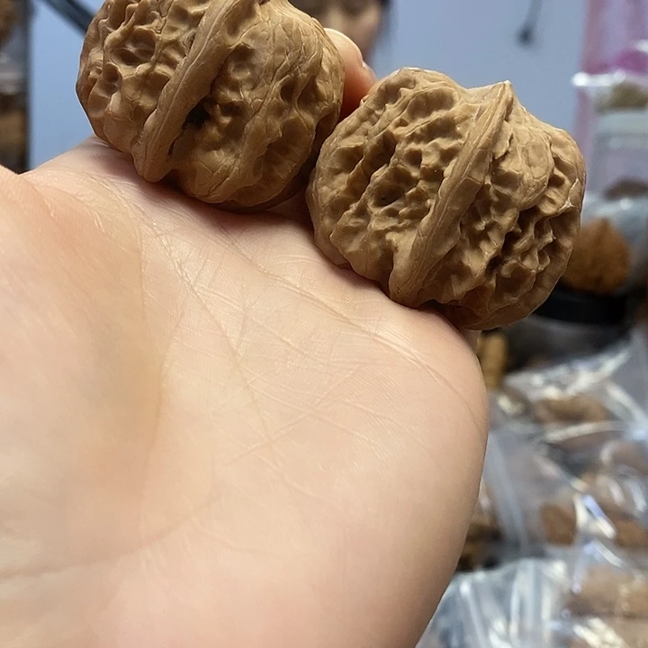 把件文玩核桃41.5平谷方块刀疤