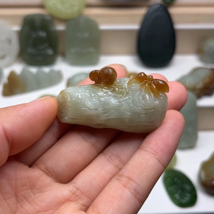 未镶嵌和田玉挂件