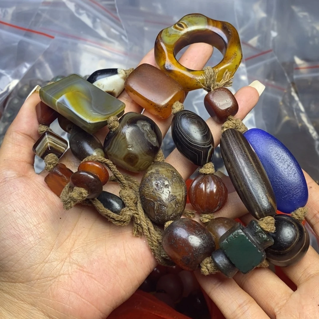 玛瑙/玉髓颈饰未镶嵌