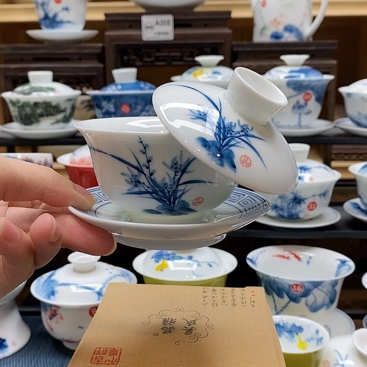 手绘兰花盖碗150cc悬停釉下彩微瑕福利款
