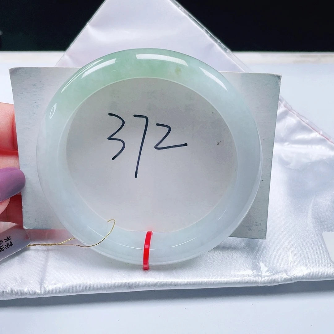 翡翠未镶嵌手镯缅甸翡翠59+
