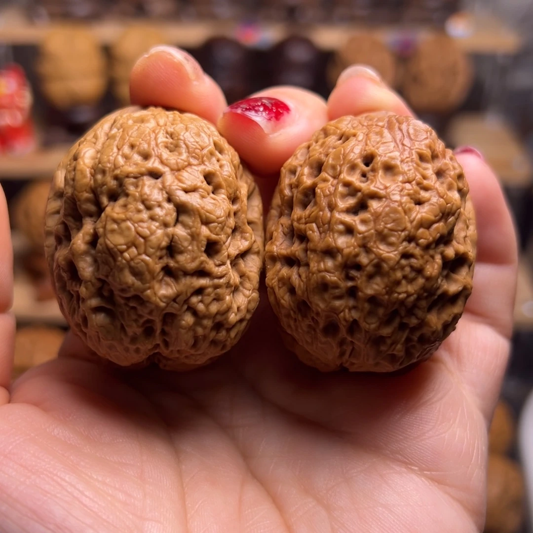 文玩核桃吊坠26w虎头蟾46尺67克