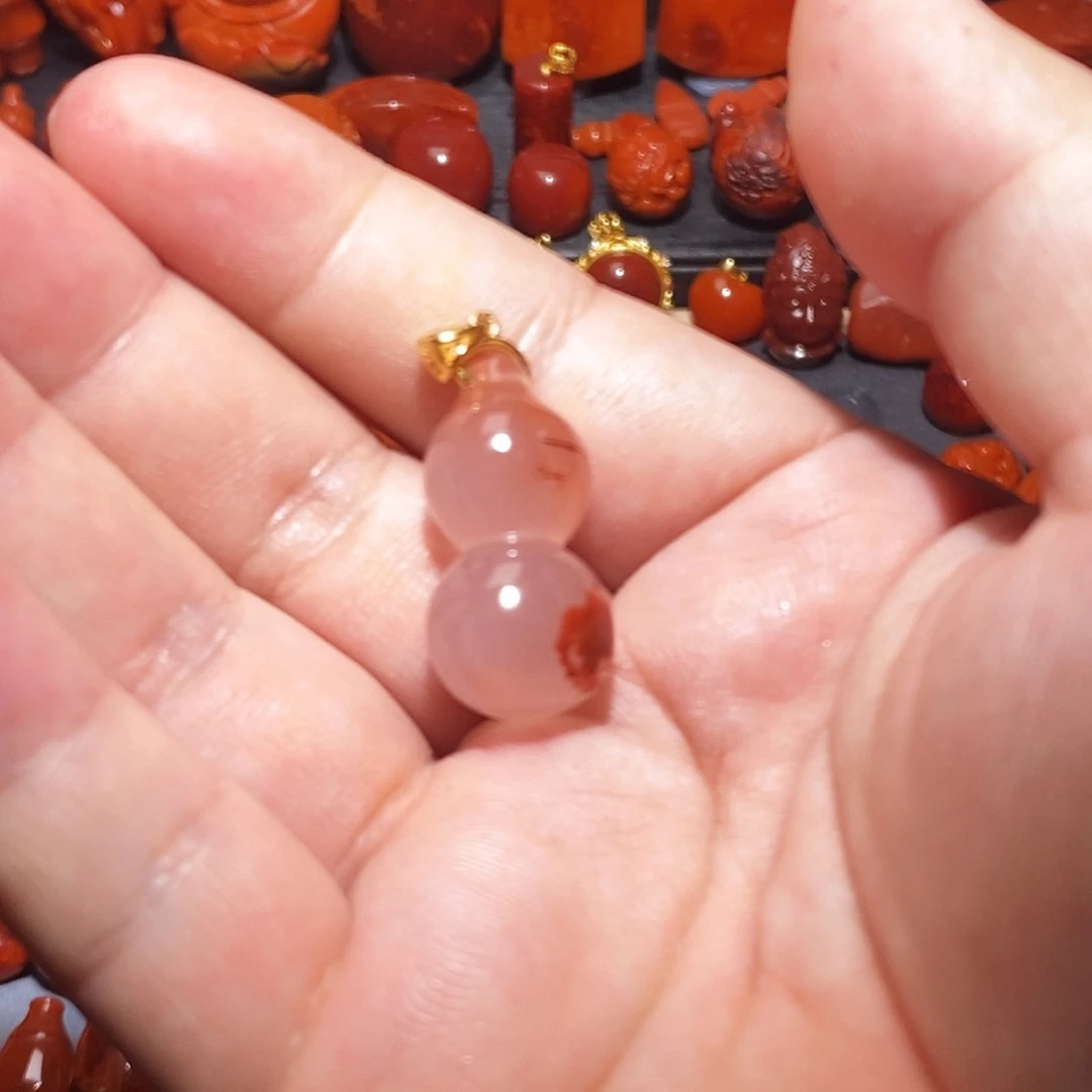 生***宝南红玛瑙未镶嵌葫芦