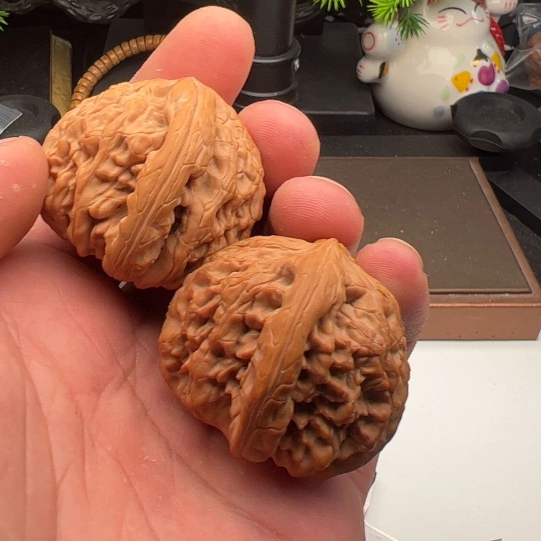 文玩核桃吊坠虎头王滢41