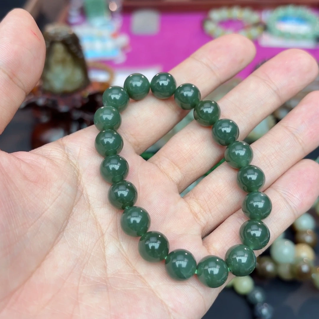 和田玉手链有包容未镶嵌