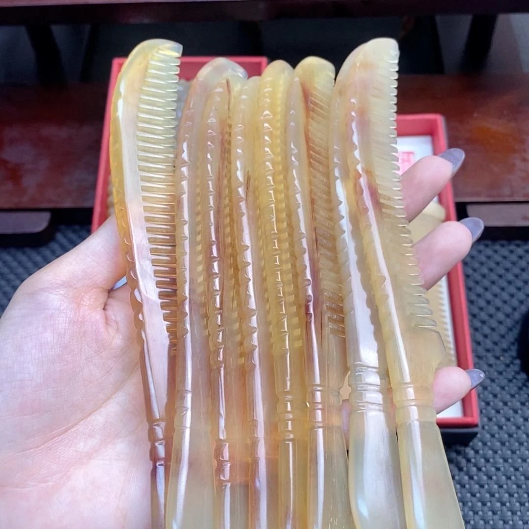 纯手工制作纯牛角梳子