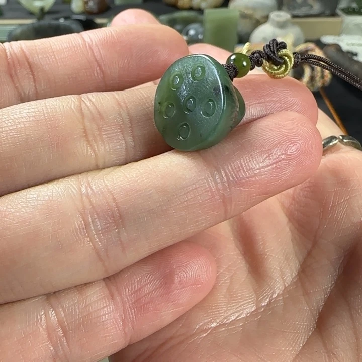 和田玉未镶嵌颈饰福利