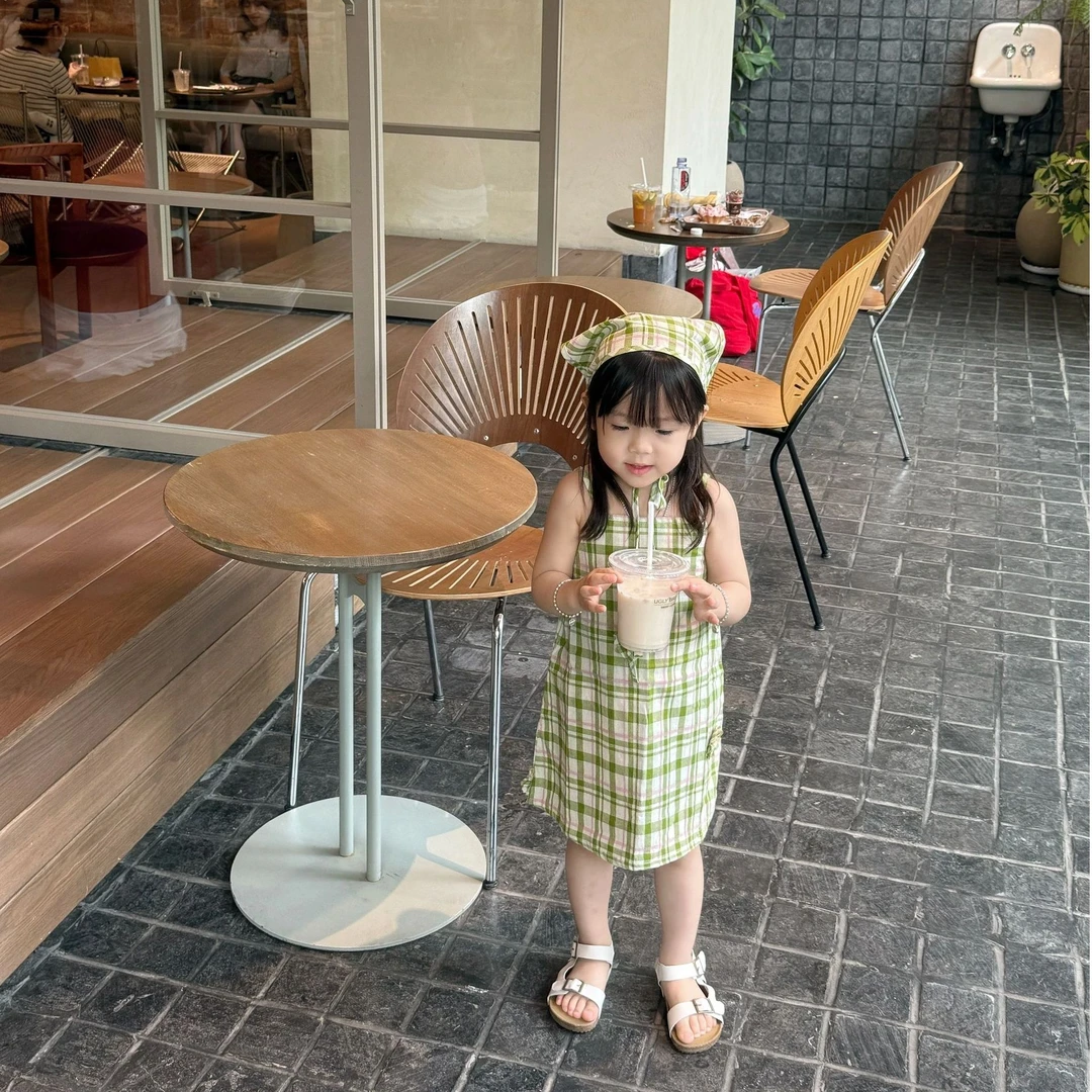 壹妈韩版童装女童连衣裙2025夏装新款洋气儿童格子沙滩背心公主裙