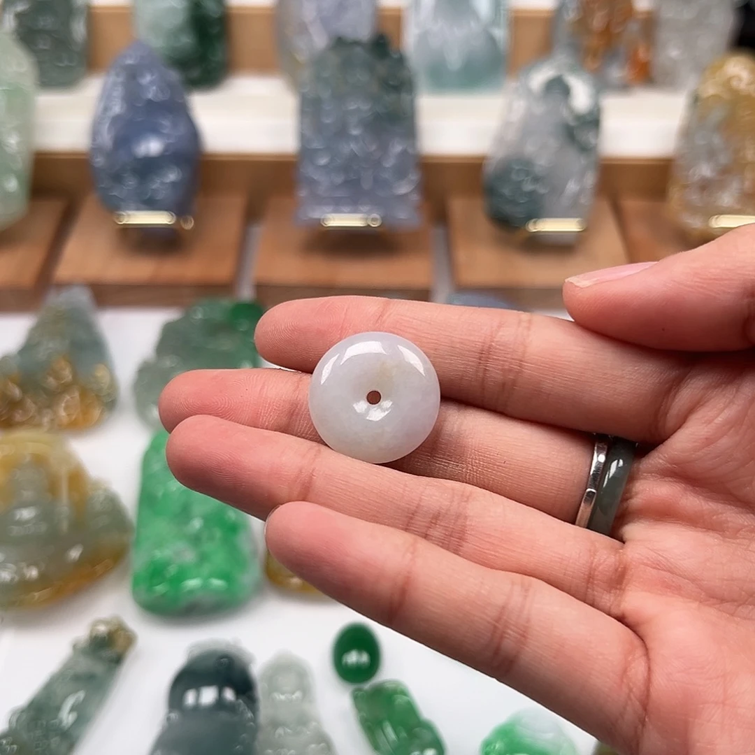 翡翠散珠天然翡翠吊坠