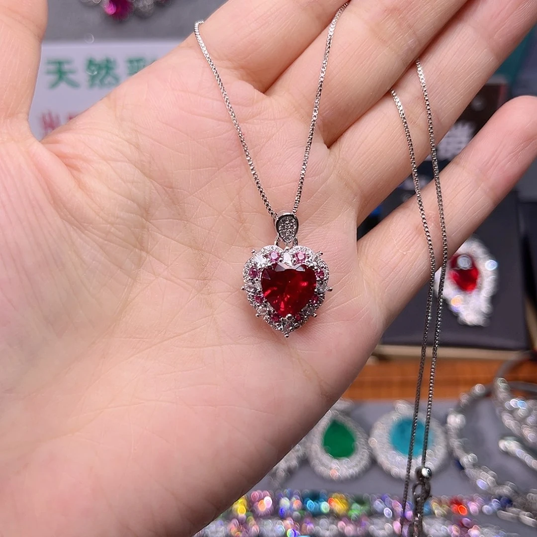 银S925镶嵌颈饰红宝石a 15