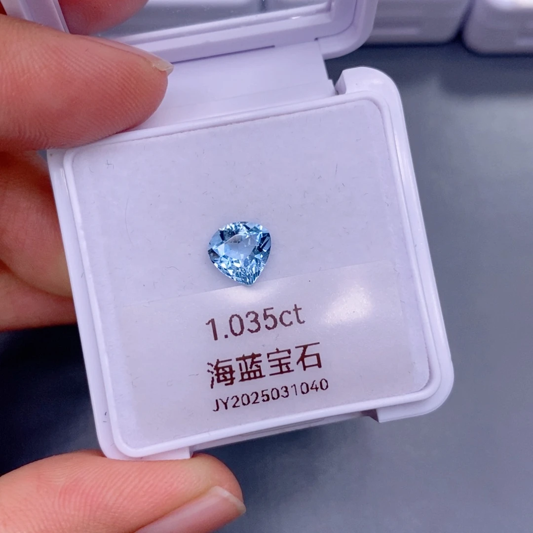 海蓝宝石裸石未镶嵌1克拉