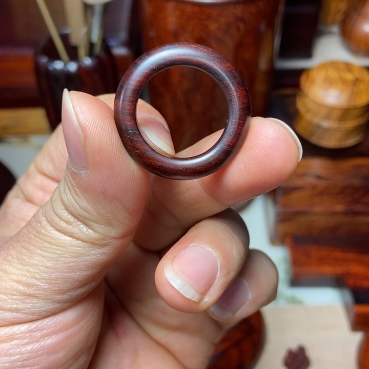 檀香紫檀（小叶紫檀）用****3戒指