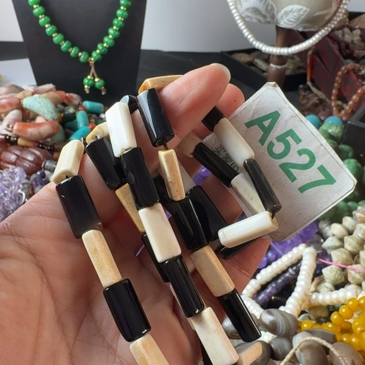 *****玛瑙/玉髓未镶嵌颈饰