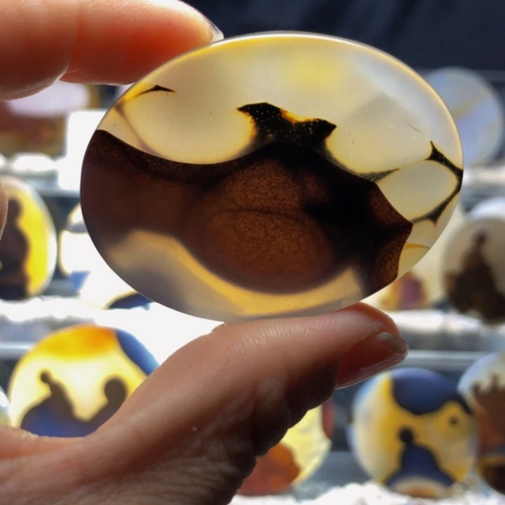 合金玛瑙/玉髓珠宝奇石63