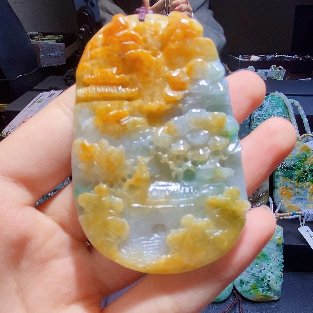 颈饰未镶嵌翡翠翡翠