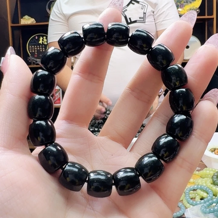 手链未镶嵌透闪石质玉