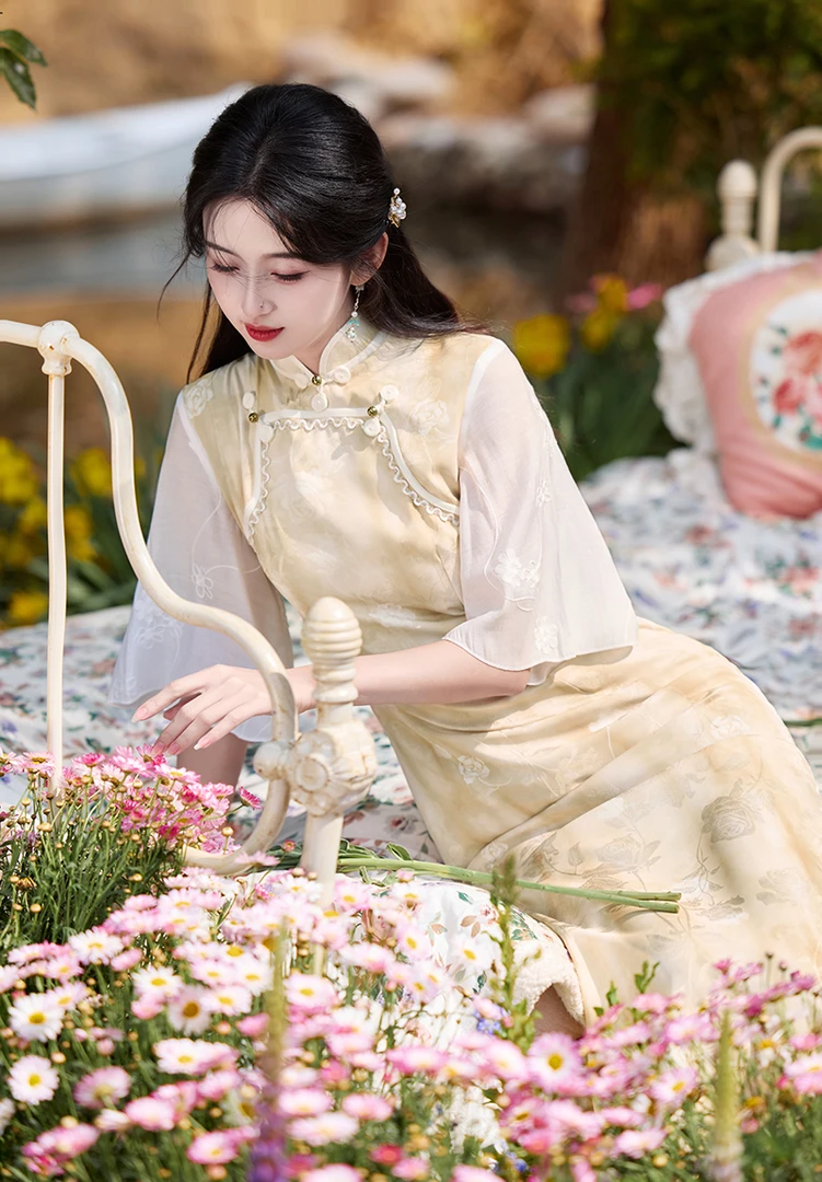 1141 【空青】 香槟色 美玲襟 拼接飞飞袖 旗袍
