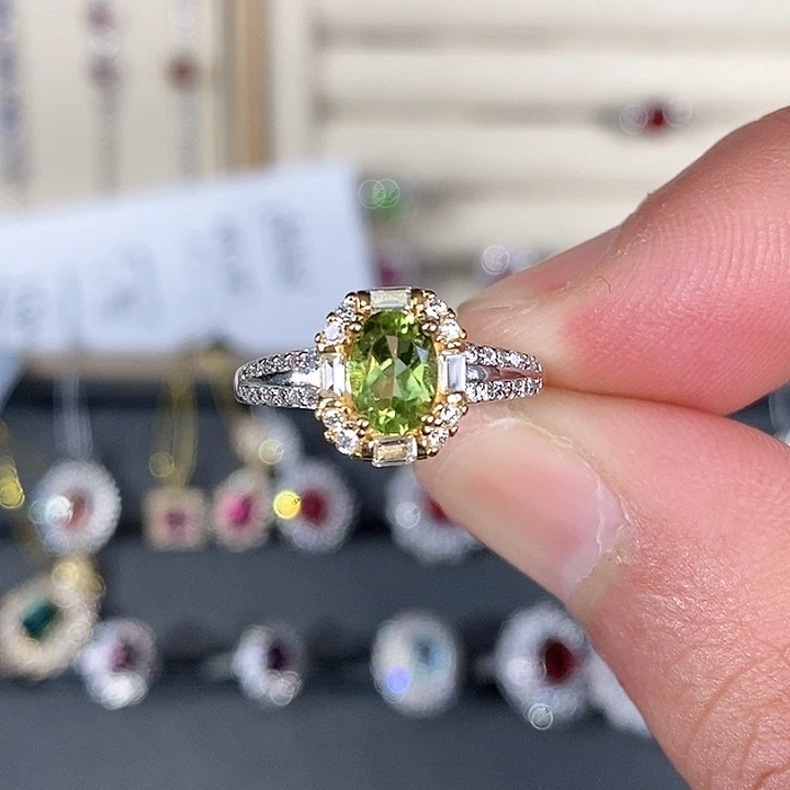 橄榄石戒指银S925镶嵌