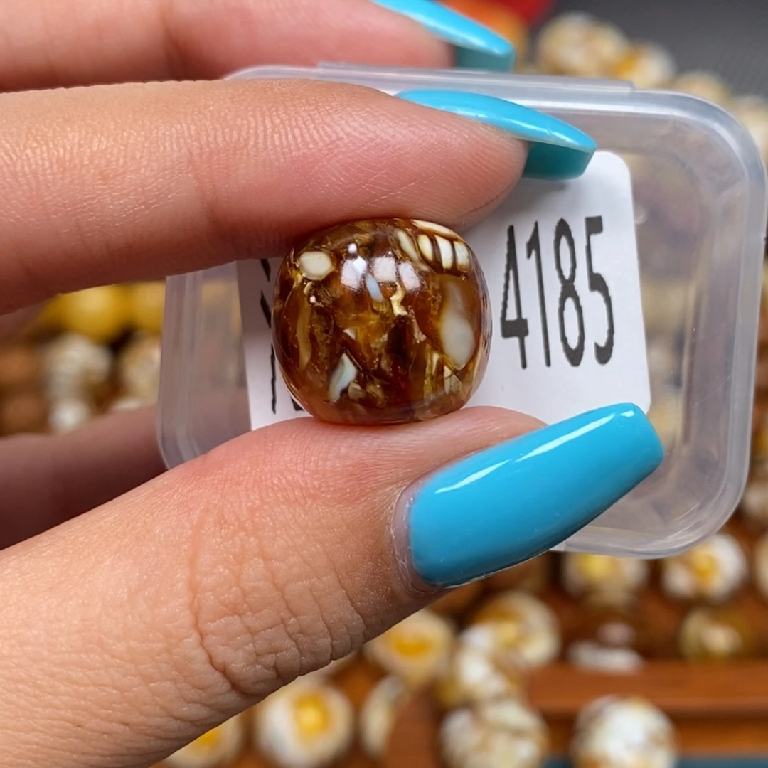 沁色蜜蜡未镶嵌4185