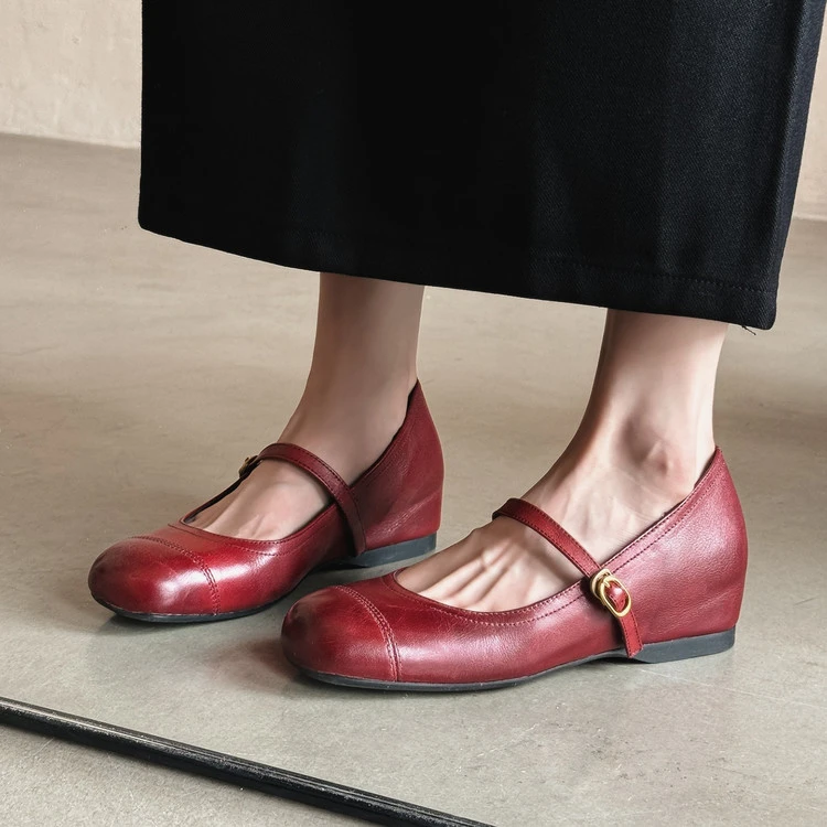 【跟高4.5CM】牛猪羊/圆头内层高一字带坡跟平底女单鞋