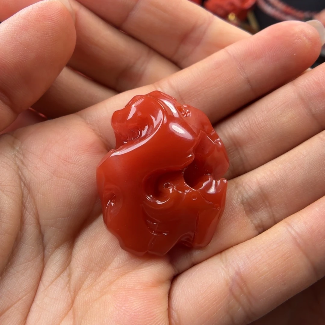 南红玛瑙未镶嵌挂件