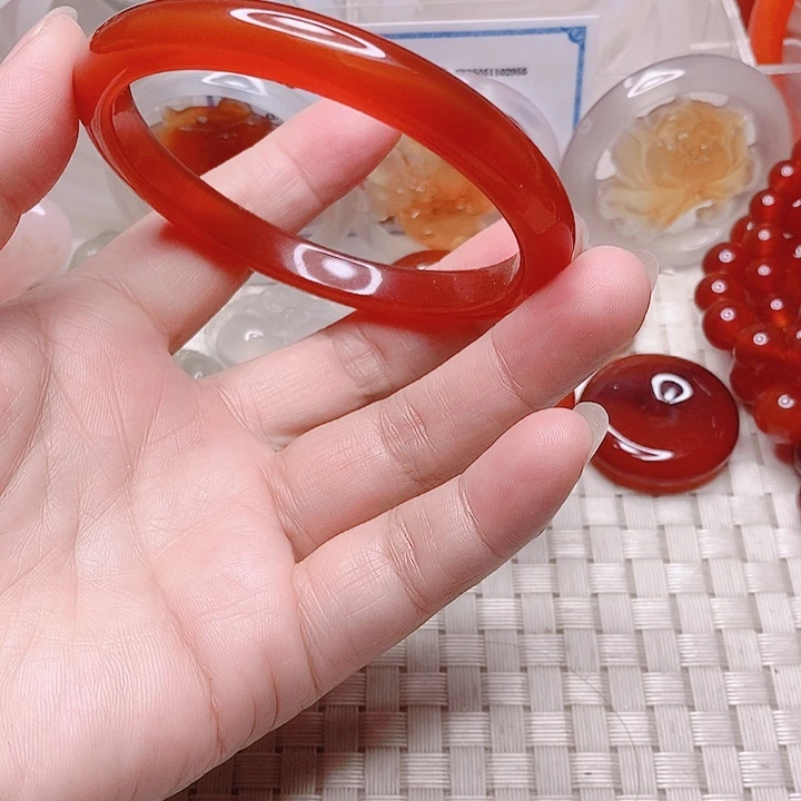 玛瑙/玉髓未镶嵌手镯