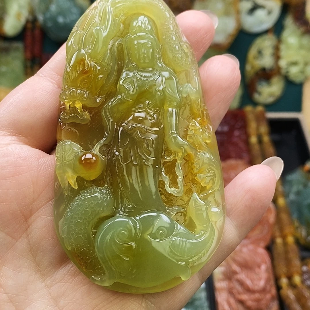 蛇纹石玉未镶嵌颈饰精品玉龙观音