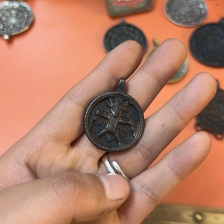 玛吉阿米藏式臻品直播间