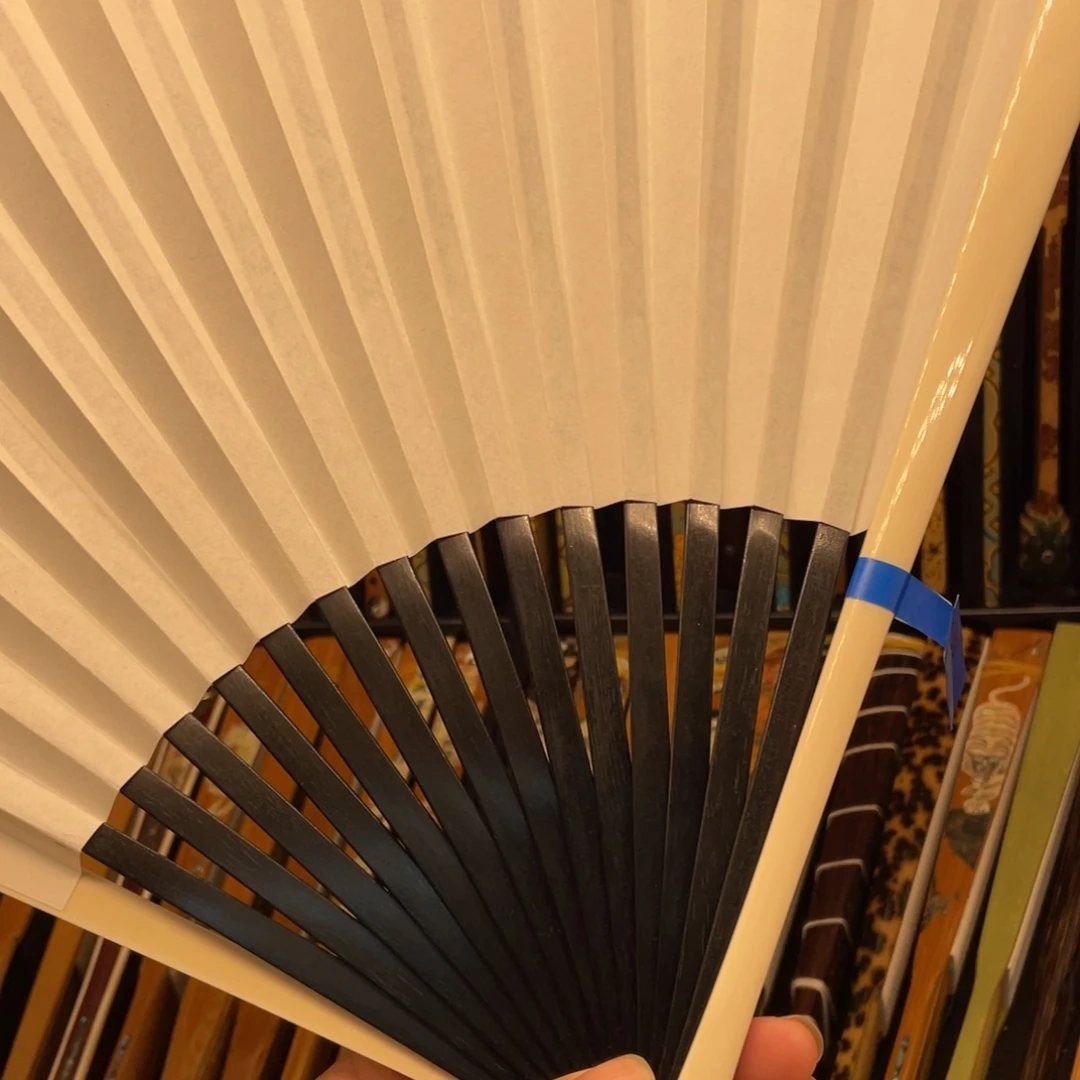 扇子可口可乐了了叽叽咕咕啦啦啦