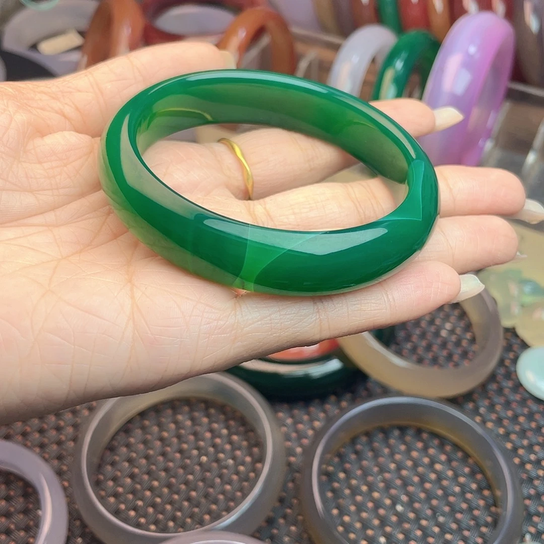 玛瑙/玉髓未镶嵌手镯