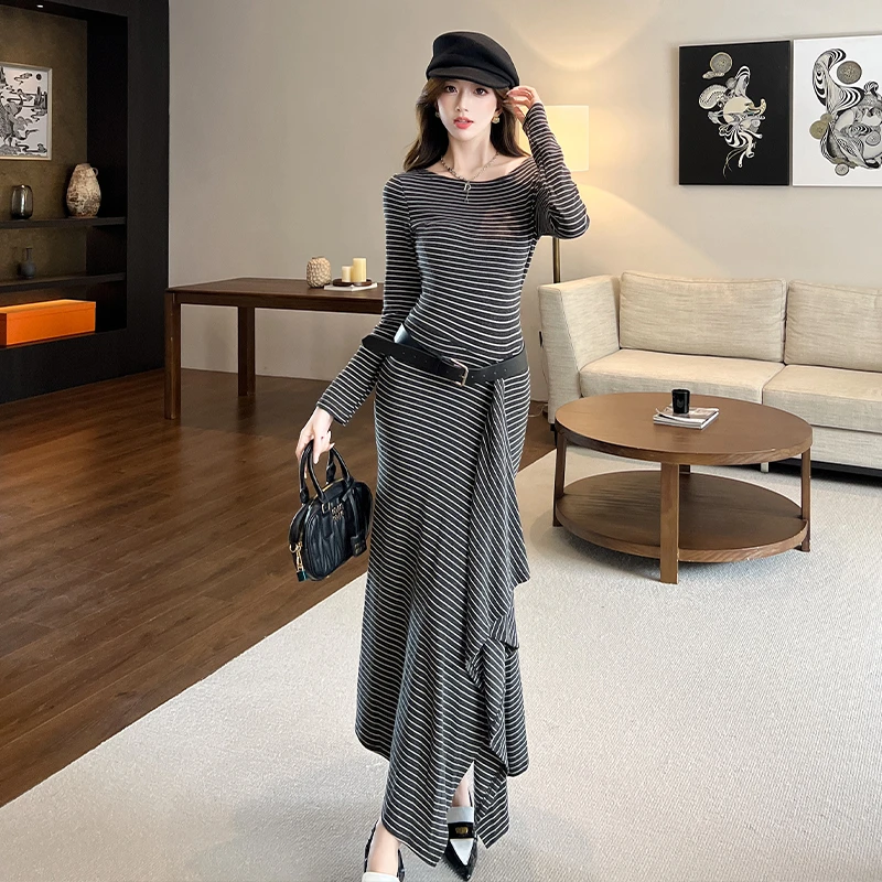 配皮带设计感法式复古韩系不规则长裙春秋季新款气质条纹连衣裙女