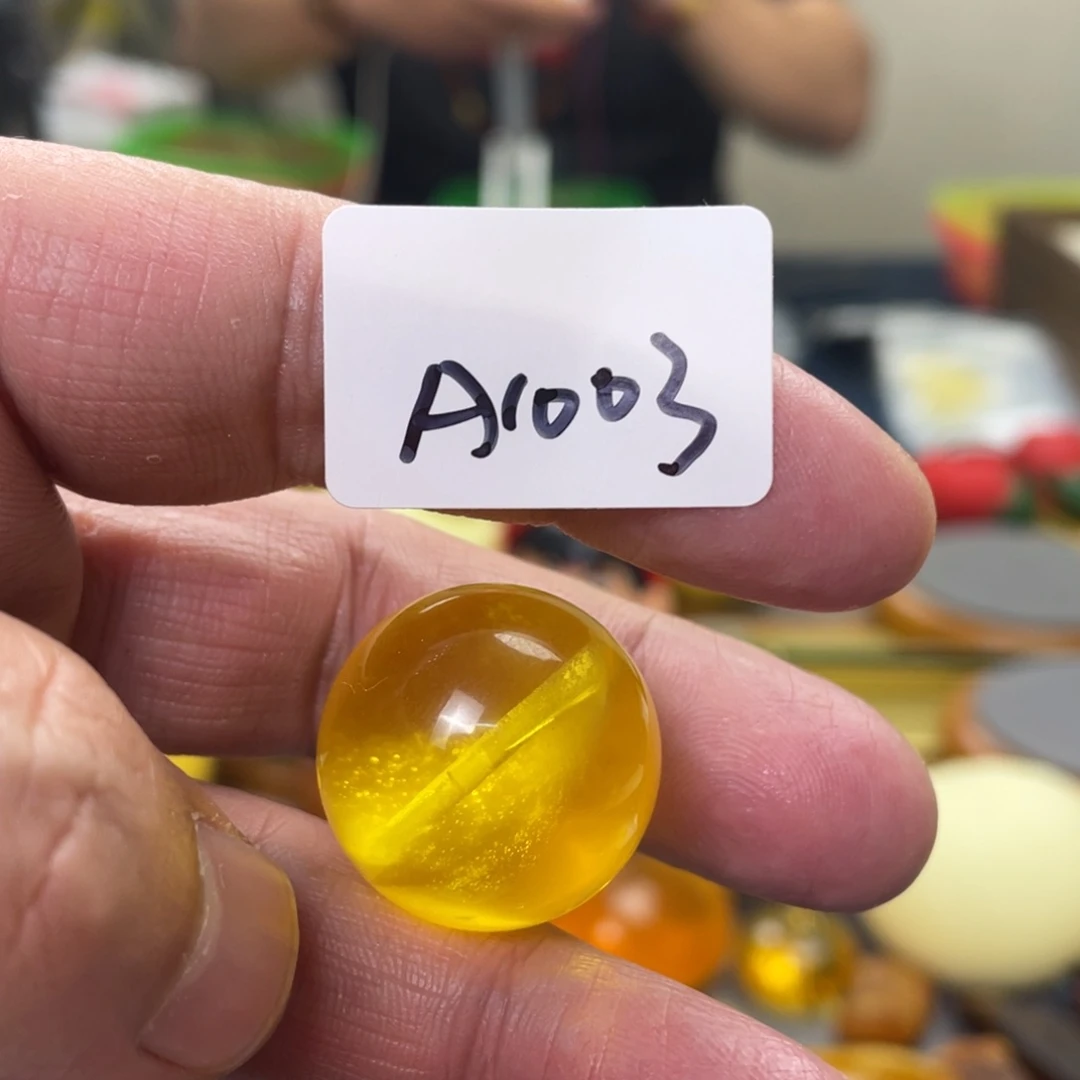 手链琥珀未镶嵌多样性发，发其中一件
